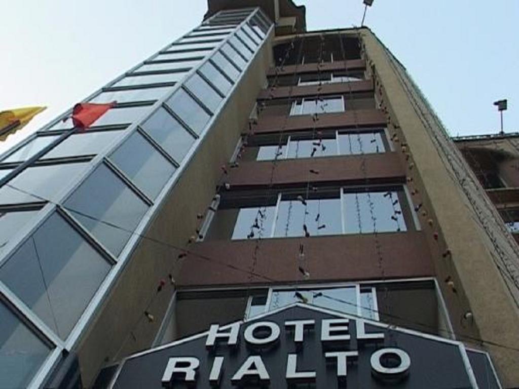 Hotel Rialto Guwahati Ngoại thất bức ảnh